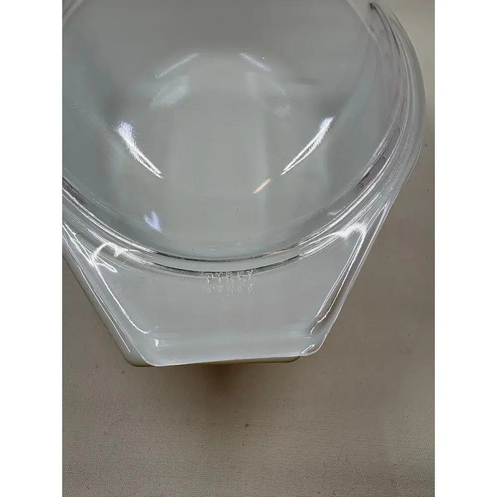 Pyrex bring timeless